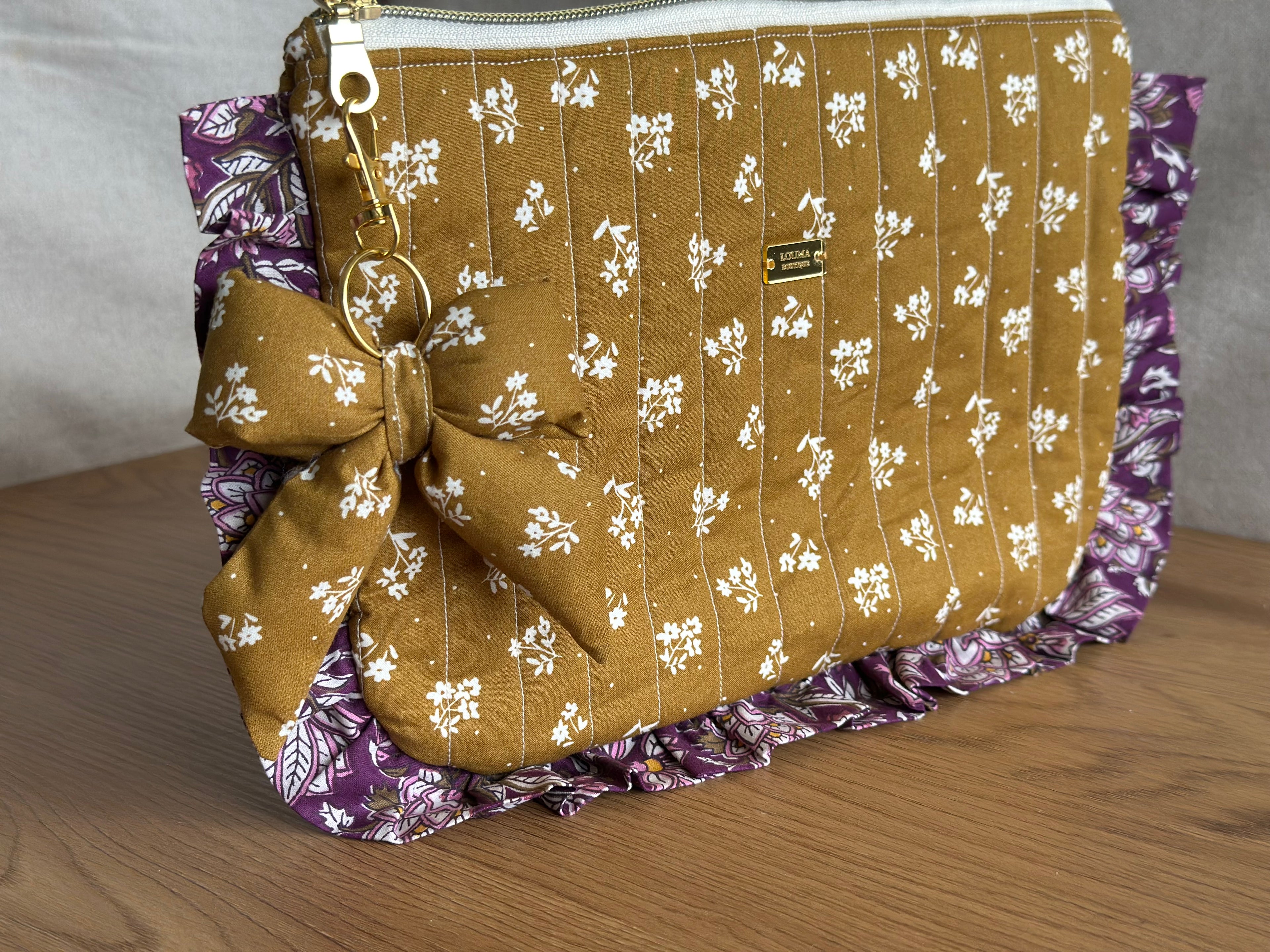 Pochette à volants Amber
